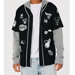 Hollister Men’s NBA Hoodie Size XS